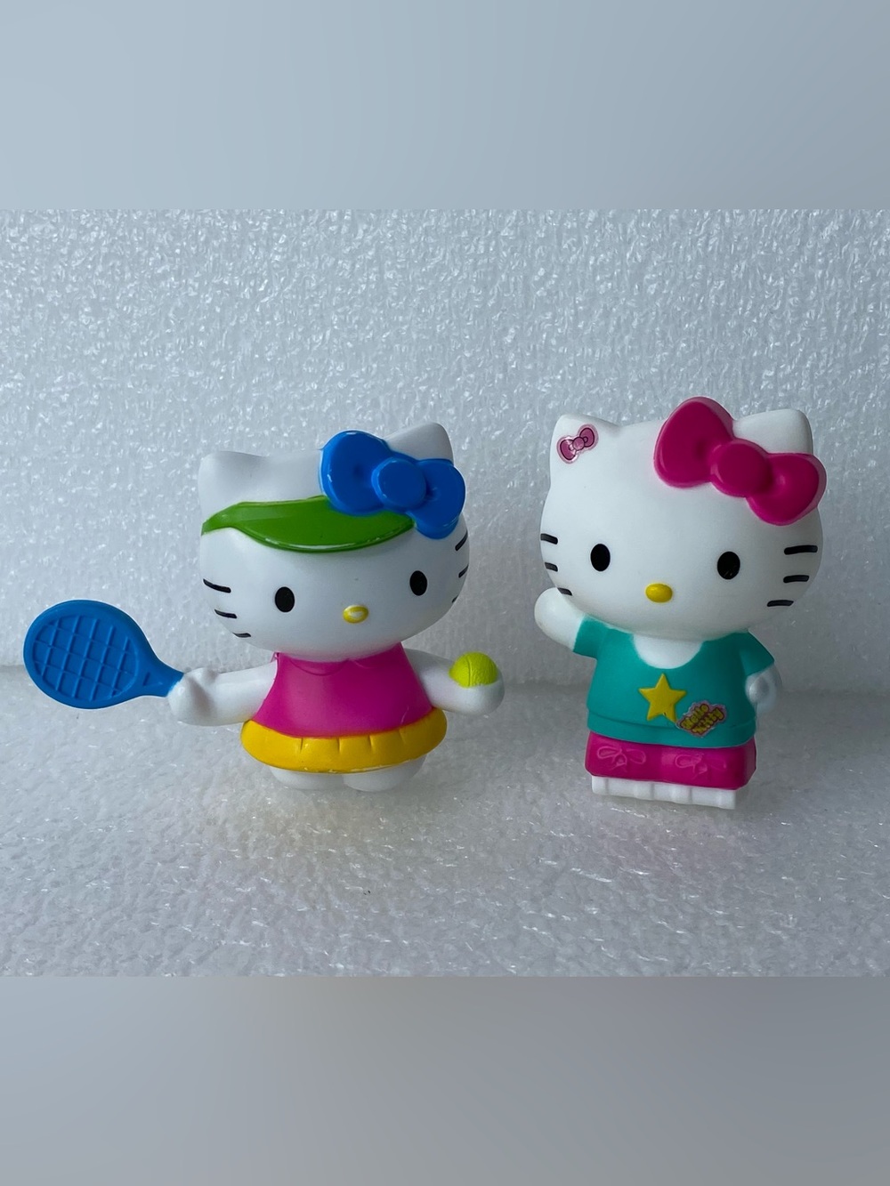 Lot of 2 Sanrio HELLO KITTY McDonald's Happy Meal Toys 3" Tall Plastic Figures